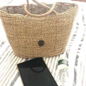 Straw Button Closure Tote